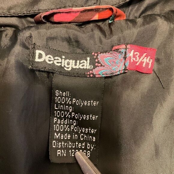 Desigual Girls’ Multicolor Puffer Jacket, 13/14. Easily fits XS Woman. Ski, wint - Picture 10 of 10